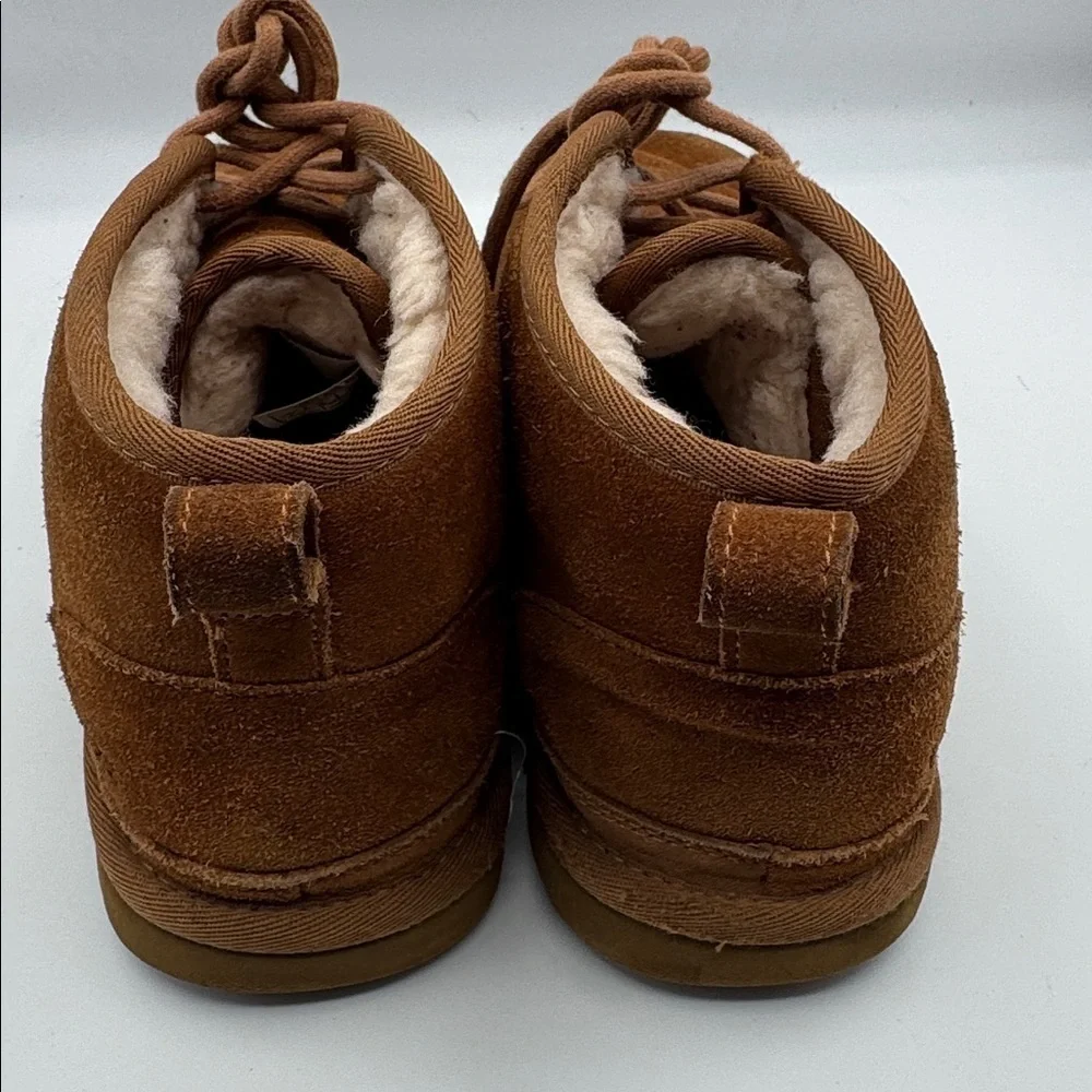 UGG Neumel Chestnut Suede Mens Chukka Boot 3236-CHE size 7 shoes Sherpa lined